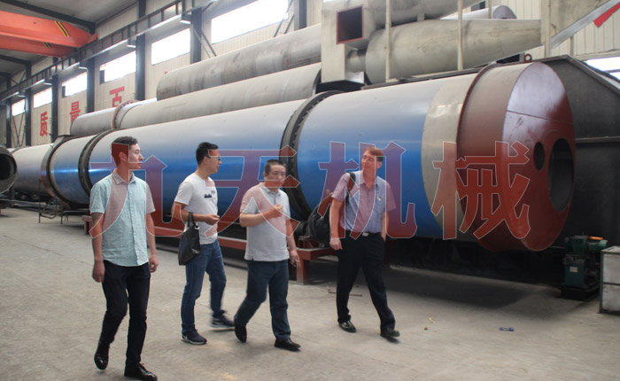 ����ľм���