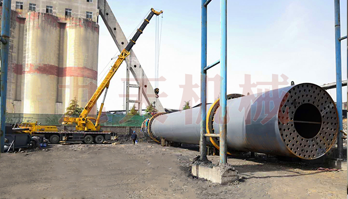 山東大型蒸汽煤泥烘干機(jī)