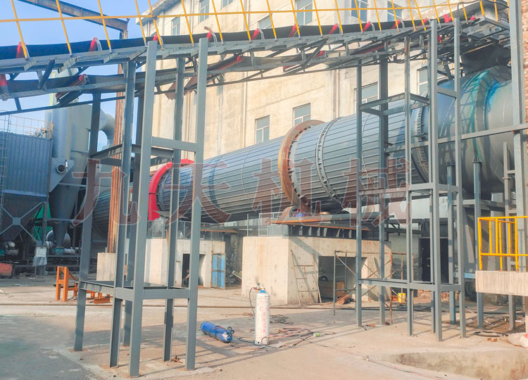 ɽ���(y��ng)Ȫú���əC(j��)���a(ch��n)���F(xi��n)��(ch��ng)